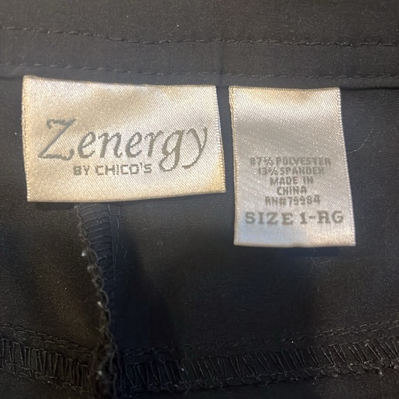 Chico’s Zenergy Black Jogger Pants Size 1 - Picture 8 of 8